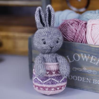 Free Knitting Pattern Easter Bunny in an Eggshell