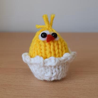 Simple Little Easter Chick Knitting Pattern
