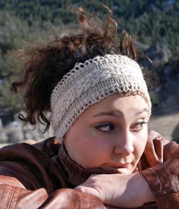 Easy Cable Knitted Headband – Free Pattern